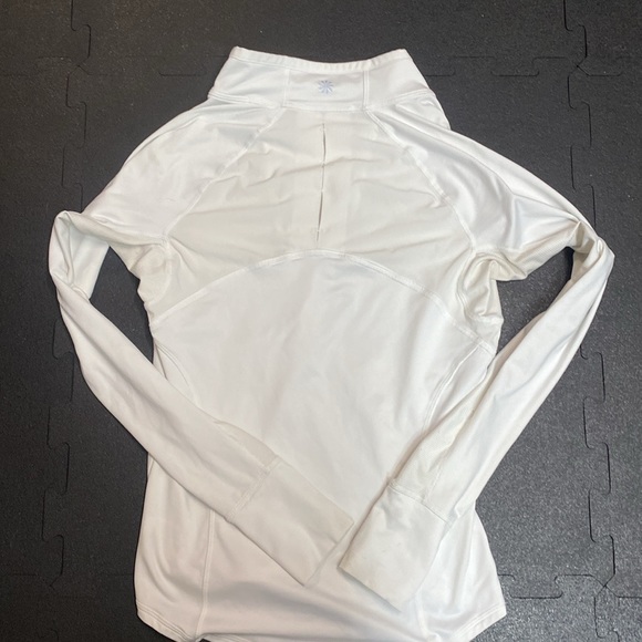 White Athleta Running Long Sleeve Top Size Small - Picture 5 of 10